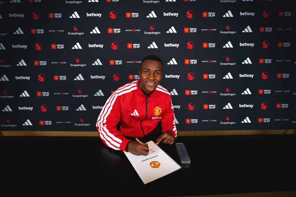 Cristian Orozco resmi bergabung dengan Manchester United 2026